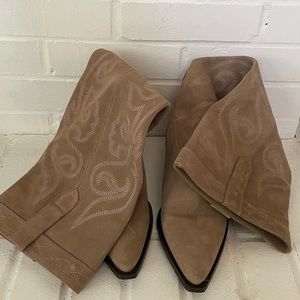 Zara suede cowboy boots size 9